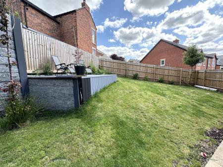 3 bedroom Semi-detached house for sale in Horse Chestnut Close, Newhall, Swadlincote, Derbyshire, DE11