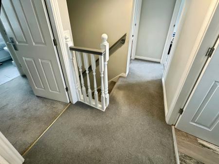 4 bedroom Detached house for sale in Kinver Road, Winshill, Burton-on-Trent, DE15