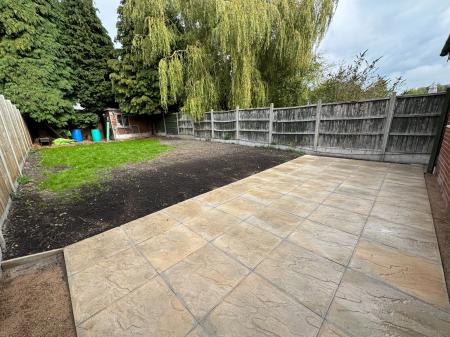 4 bedroom Semi-detached house for sale in Main Street, Newhall, Swadlincote, Derbyshire, DE11