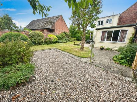1 bedroom Cottage for sale in Main Street, Rosliston, Burton-on-Trent, DE12