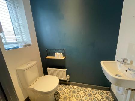 4 bedroom Semi-detached house for sale in Malin Close, Stretton, Burton-on-Trent, DE14