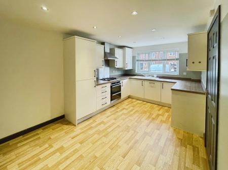 4 bedroom Semi-detached house for sale in Malin Close, Stretton, Burton-on-Trent, DE14