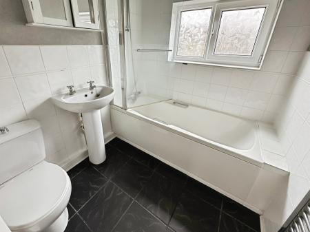 3 bedroom Semi-detached house for sale in Malvern Avenue, Stapenhill, Burton-on-Trent, DE15