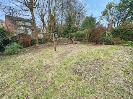 3 bedroom Semi-detached house for sale in Malvern Avenue, Stapenhill, Burton-on-Trent, DE15