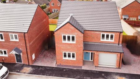 4 bedroom Detached house for sale in Manor Grove, Branston, Burton-on-Trent, DE14