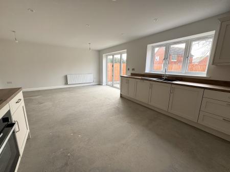 4 bedroom Detached house for sale in Manor Grove, Branston, Burton-on-Trent, DE14