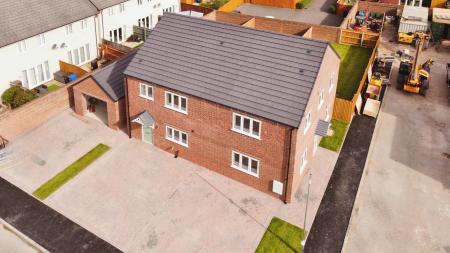 Manor Grove, Branston, Burton-on-Trent, DE14
