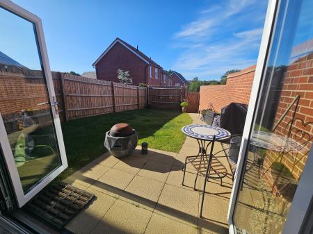 3 bedroom Semi-detached house for sale in Marble Drive, Swadlincote, DE11