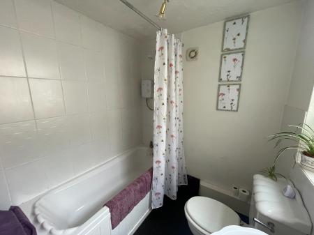 2 bedroom Terraced House for sale in North Street, Swadlincote, Derbyshire, DE11