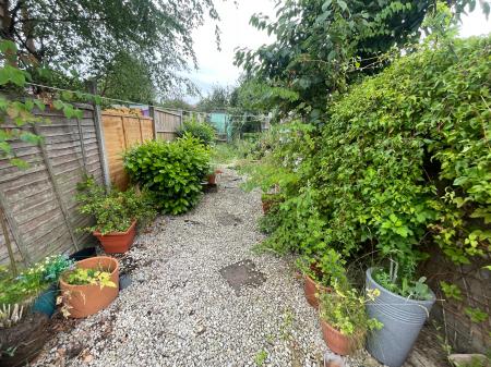 2 bedroom Terraced House for sale in North Street, Swadlincote, Derbyshire, DE11