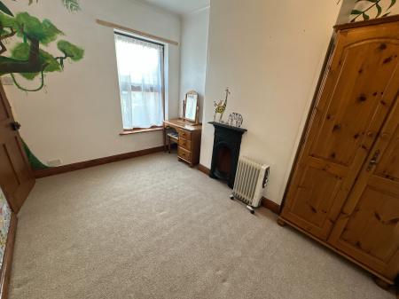 2 bedroom Terraced House for sale in Oak Street, Burton-on-Trent, DE14