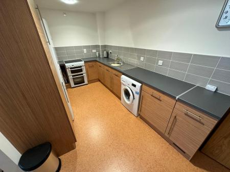 2 bedroom Flat for sale in Oakland Village, Swadlincote, DE11