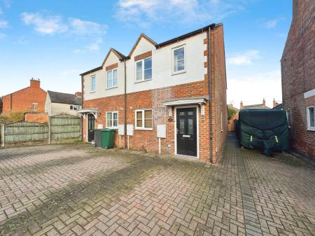 Rose Tree Lane, Newhall, Swadlincote, Derbyshire, DE11