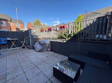 3 bedroom Semi-detached house for sale in Rosliston Road, Stapenhill, Burton-on-Trent, DE15