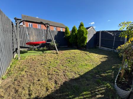 3 bedroom Semi-detached house for sale in Rosliston Road, Stapenhill, Burton-on-Trent, DE15