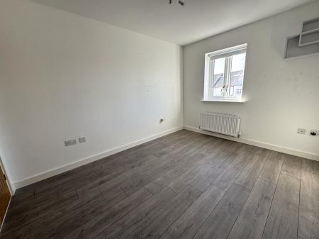 3 bedroom Semi-detached house for sale in Rosliston Road, Stapenhill, Burton-on-Trent, DE15