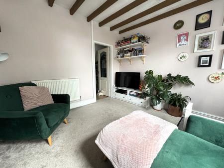 2 bedroom Terraced House for sale in Stanton Road, Stapenhill, Burton-on-Trent, DE15