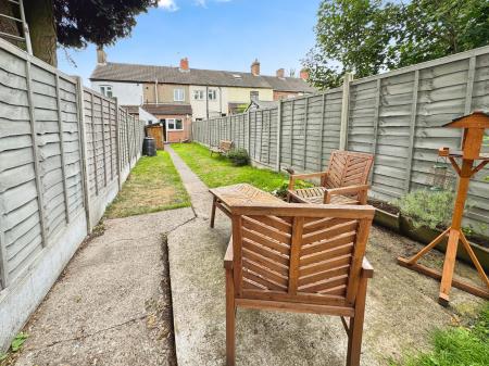 2 bedroom Terraced House for sale in Stanton Road, Stapenhill, Burton-on-Trent, DE15