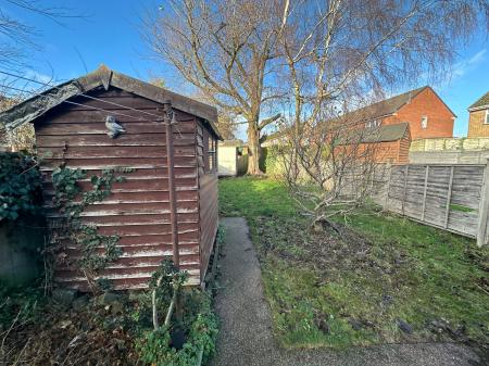 3 bedroom Terraced House for sale in Sycamore Road, Stapenhill, Burton-on-Trent, DE15