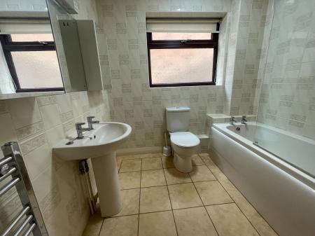 4 bedroom Detached house for sale in The Drive, Rolleston Road, Burton-on-Trent, DE13