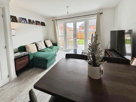 2 bedroom Semi-detached house for sale in Thorneywood Road, Drakelow, Burton-on-Trent, DE15