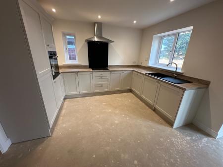 3 bedroom Detached bungalow for sale in Wood Lane, Swadlincote, DE11