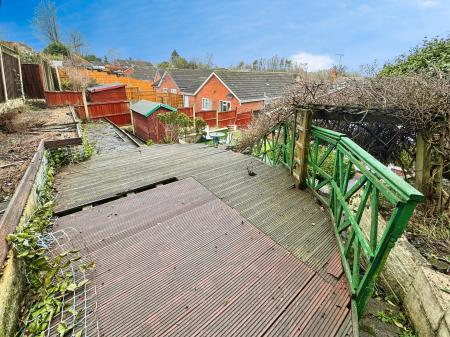 2 bedroom Bungalow for sale in Ladyfields, Midway, Swadlincote, Derbyshire, DE11