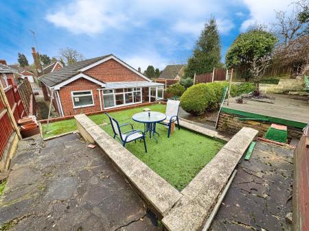 2 bedroom Bungalow for sale in Ladyfields, Midway, Swadlincote, Derbyshire, DE11