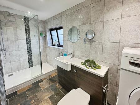 3 bedroom Detached house for sale in Tatenhill Common, Rangemore, Burton-on-Trent, DE13