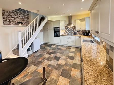 3 bedroom Detached house for sale in Tatenhill Common, Rangemore, Burton-on-Trent, DE13