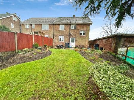 3 bedroom Semi-detached house for sale in Ashby Road, Burton-on-Trent, DE15