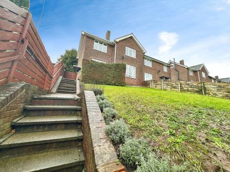 3 bedroom Semi-detached house for sale in Ashby Road, Burton-on-Trent, DE15