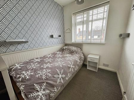 3 bedroom Detached house for sale in Midway Road, Midway, Swadlincote, Derbyshire, DE11