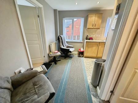 4 bedroom Detached house for sale in Celandine Close, Brizlincote Valley, Burton-on-Trent, DE15