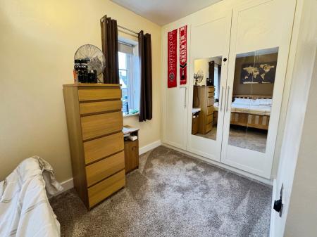 3 bedroom Town house for sale in Henley Grove, Swadlincote, Derbyshire, DE11