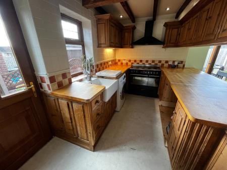 3 bedroom Semi-detached house for sale in Stanton Road, Stapenhill, Burton-on-Trent, DE15