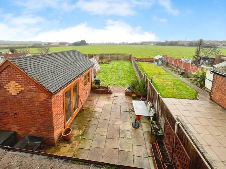 3 bedroom Semi-detached house for sale in Stanton Road, Stapenhill, Burton-on-Trent, DE15