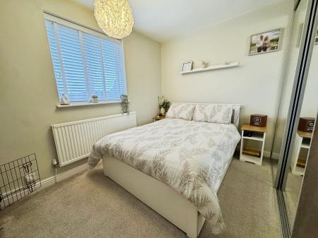 2 bedroom Terraced House for sale in Wood Lane, Newhall, Swadlincote, Derbyshire, DE11