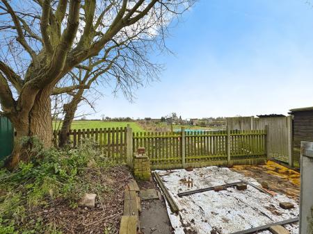 2 bedroom Terraced House for sale in Linton Heath, Linton, Swadlincote, Derbyshire, DE12