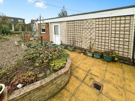 2 bedroom Bungalow for sale in Hurst Drive, Stretton, Burton-on-Trent, DE13