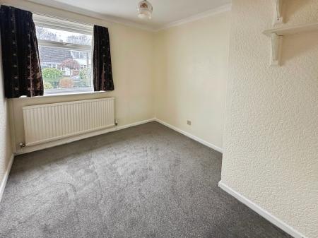 2 bedroom Bungalow for sale in Hurst Drive, Stretton, Burton-on-Trent, DE13