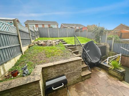 3 bedroom Semi-detached house for sale in Ridgeway Road, Stapenhill, Burton-on-Trent, DE15