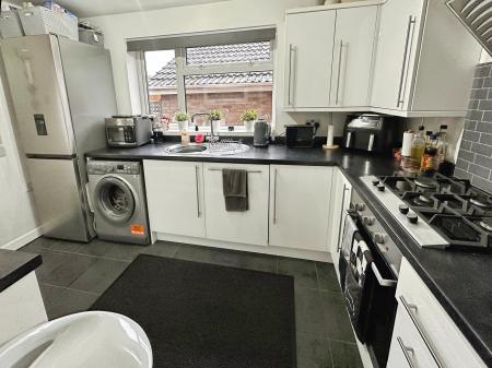 3 bedroom Semi-detached house for sale in Ridgeway Road, Stapenhill, Burton-on-Trent, DE15