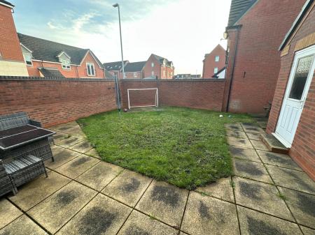 4 bedroom Detached house for sale in Jeque Place, Burton-on-Trent, DE13