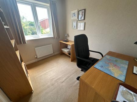 4 bedroom Detached house for sale in Bitham Court, Stretton, Burton-on-Trent, DE13