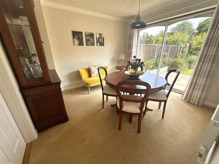 4 bedroom Detached house for sale in Bitham Court, Stretton, Burton-on-Trent, DE13