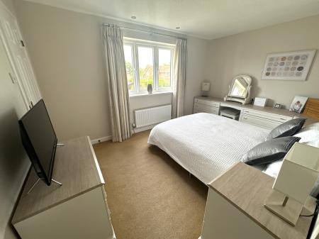 4 bedroom Detached house for sale in Bitham Court, Stretton, Burton-on-Trent, DE13