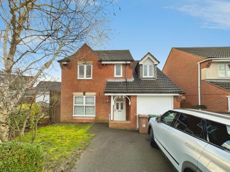 4 bedroom Detached house for sale in Tunicliffe Court, Swadlincote, DE11