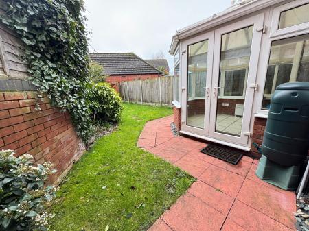 4 bedroom Semi-detached house for sale in Station Road, Rolleston on Dove, Burton-on-Trent, DE13