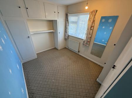 3 bedroom End of terrace house to let in Farm Close, Burton-On-Trent, DE13